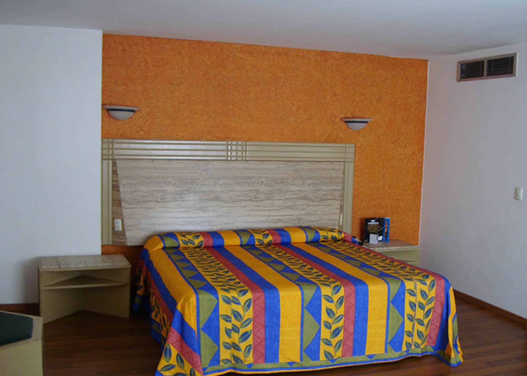 Hotel Cervantes Guadalajara Esterno foto