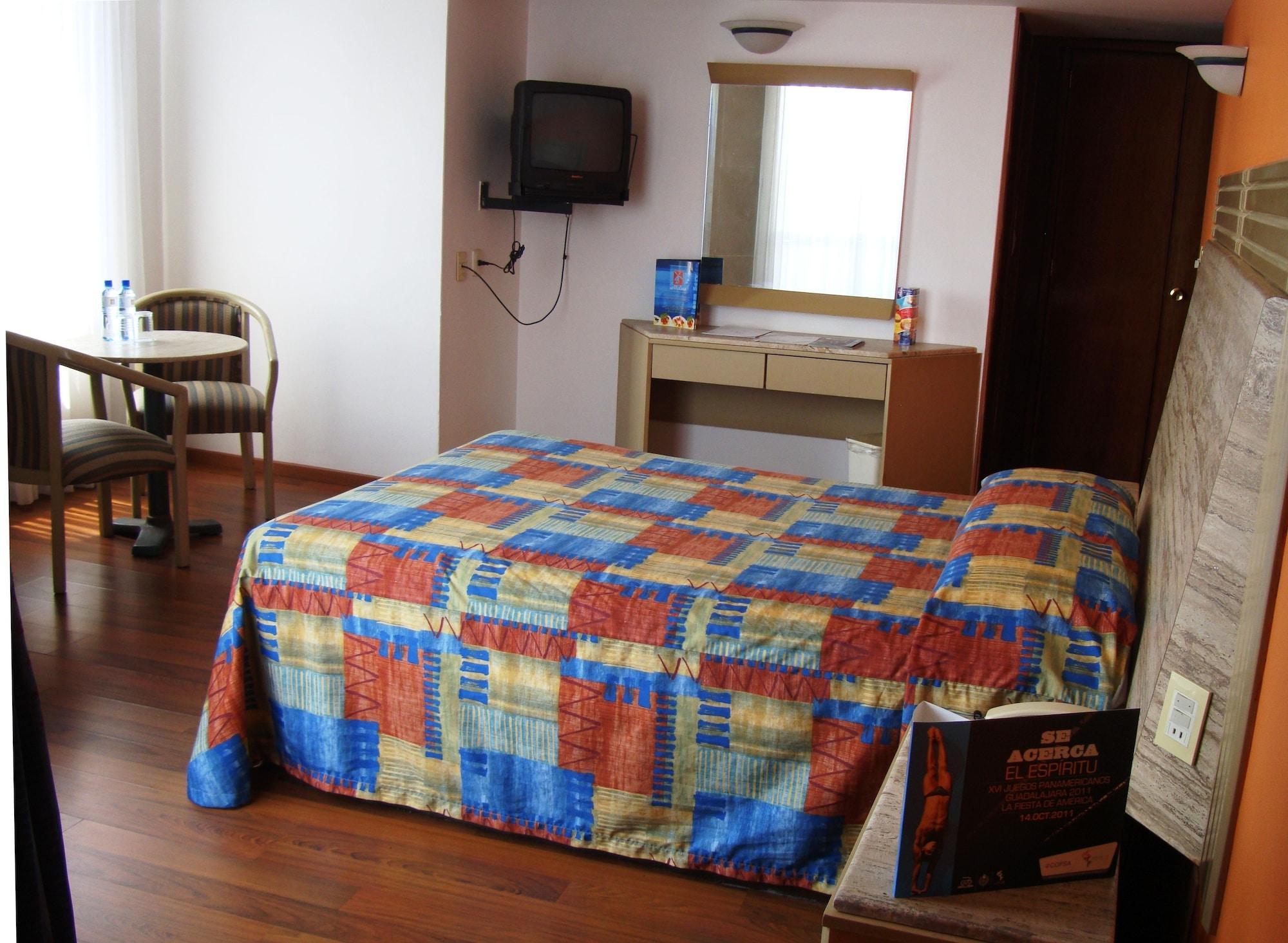 Hotel Cervantes Guadalajara Esterno foto