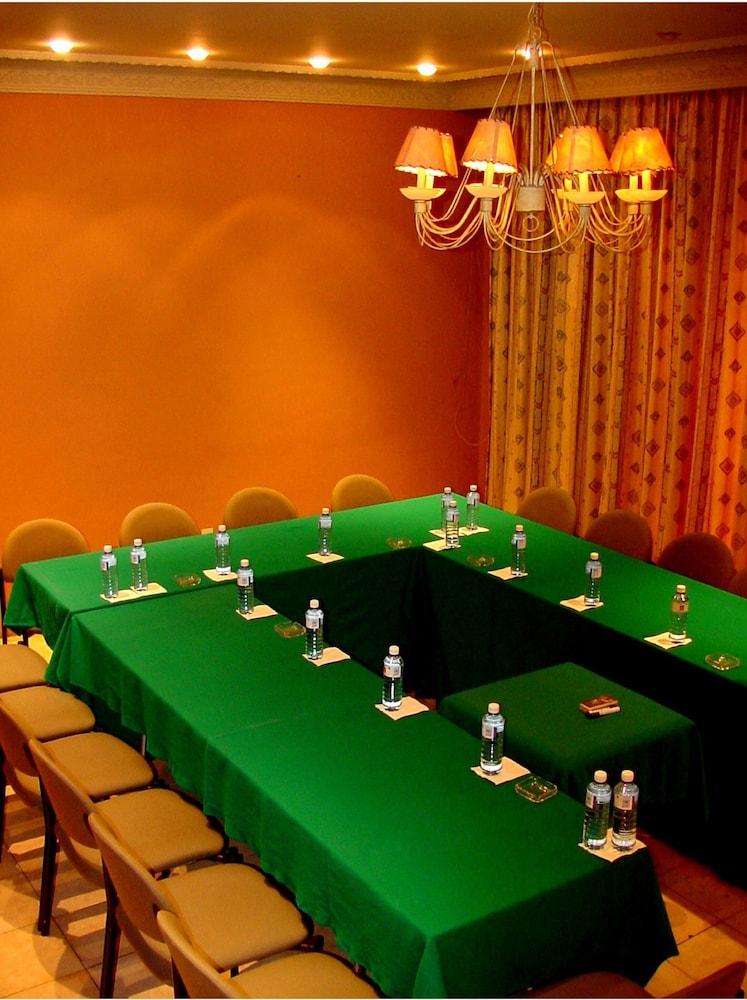 Hotel Cervantes Guadalajara Esterno foto