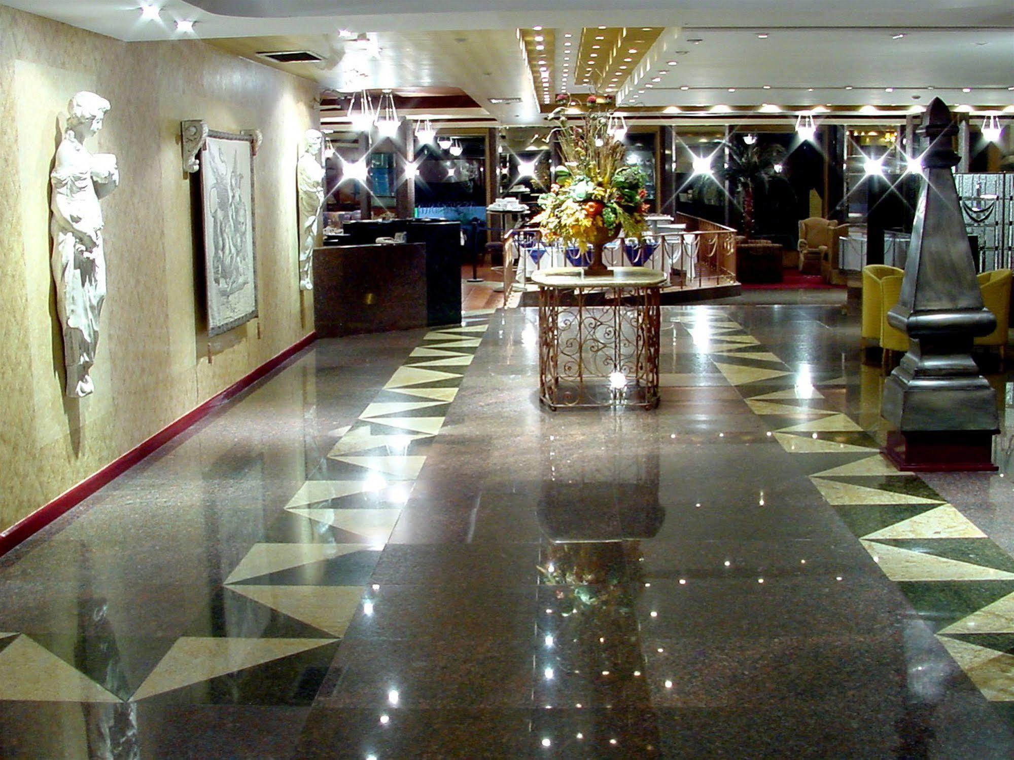 Hotel Cervantes Guadalajara Esterno foto