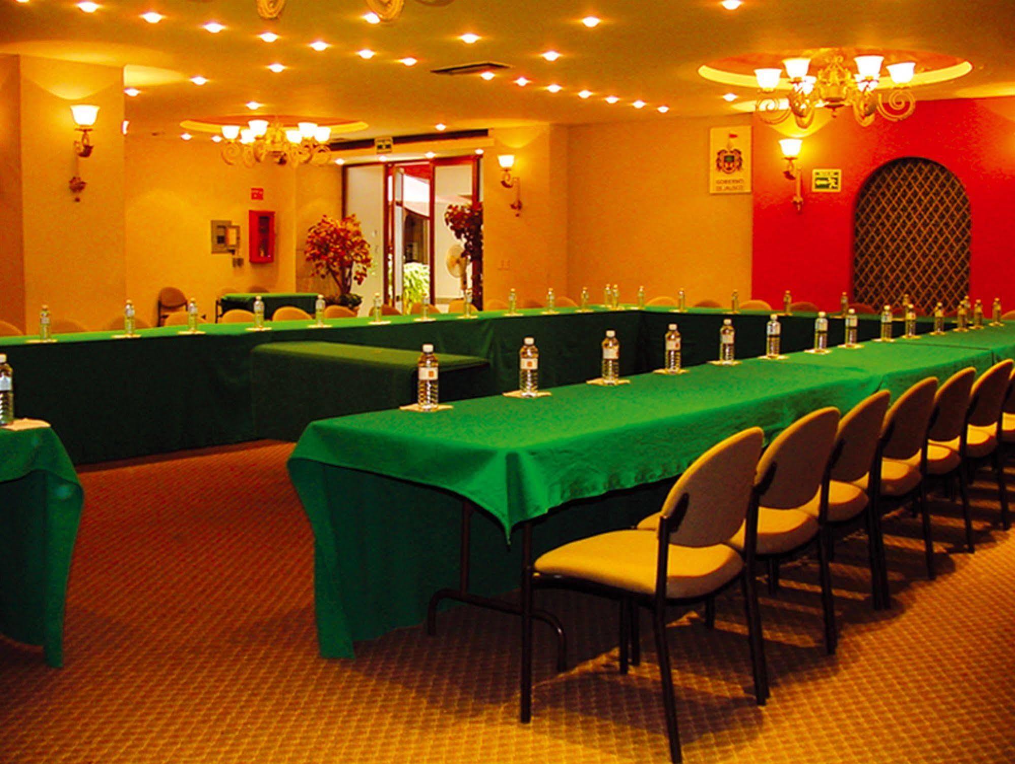 Hotel Cervantes Guadalajara Esterno foto