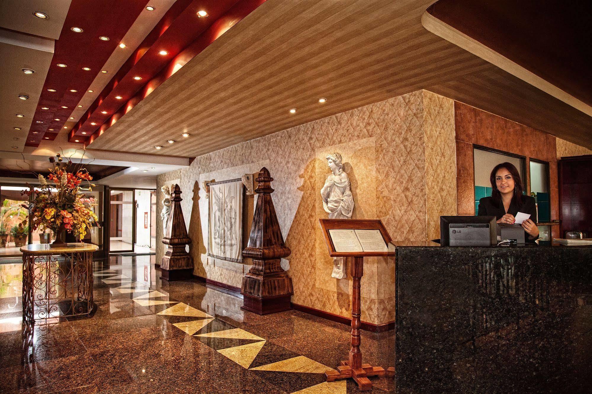 Hotel Cervantes Guadalajara Esterno foto