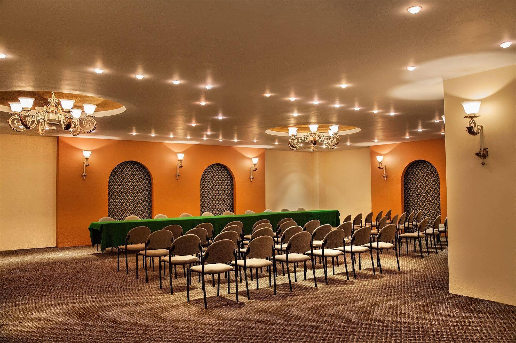 Hotel Cervantes Guadalajara Esterno foto